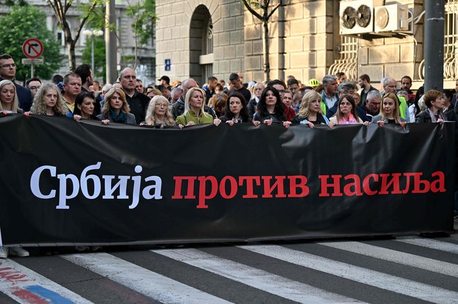 V Srbiji je agresivno in nasilno vedenje še vedno družbena norma, pogosto celo statusni simbol. FOTO: Andrej Isakovic/AFP