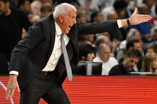 Željko Obradović ni mogel preprečiti poraza Partizana. FOTO: Javier Soriano/AFP