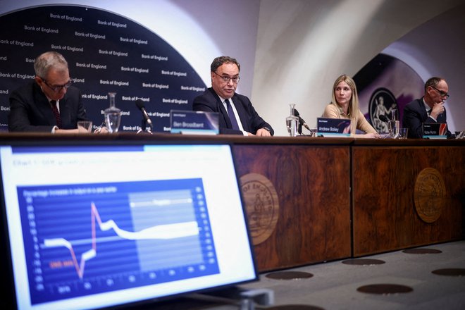 Čeprav je Bank of England svoje obrestne mere že močno okrepila, še dopušča možnost za dodaten dvig. FOTO:  Henry Nicholls/AFP