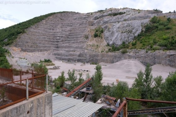 Kamnolom Griža je predviden za dokončno sanacijo, vendar upravljavec skuša podaljšati koncesijo za nadaljnje izkoriščanje.

FOTO: Alpe Adria Green