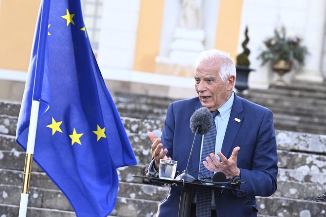 Ne moremo imeti normalnih odnosov, če Kitajska ne bo uporabila močnega vpliva na Rusijo za ustavitev vojne, je dejal visoki zunanjepolitični predstavnik EU Josep Borrell. FOTO: Claudio Bresciani/AFP