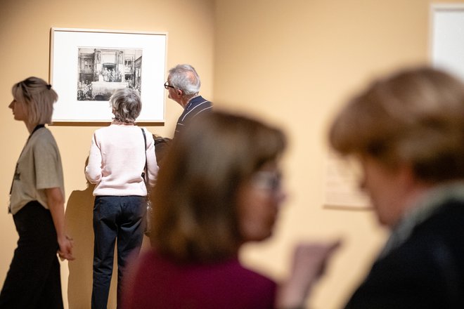 Do 30. julija je v Narodni galeriji na ogled 43 Rembrandtovih izvirnih grafik. Gre za razstavo, ki pripoveduje zgodbe. FOTO: Črt Piksi/Delo