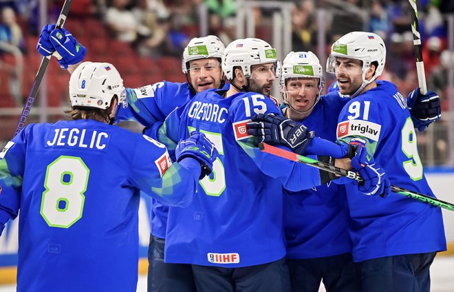 Slovenski hokejisti so pustili dober vtis po zahtevni tekmi s Kanado. FOTO: Gints Ivuskans/AFP