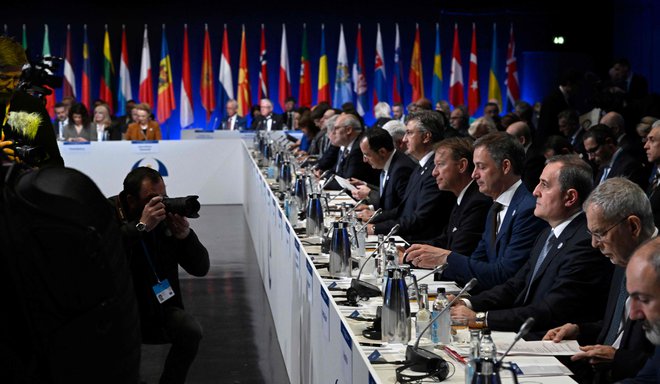V Reyjkaviku je potekal četrti vrh voditeljev držav in vlad Sveta Evrope. FOTO: Halldor Kolbeins/AFP