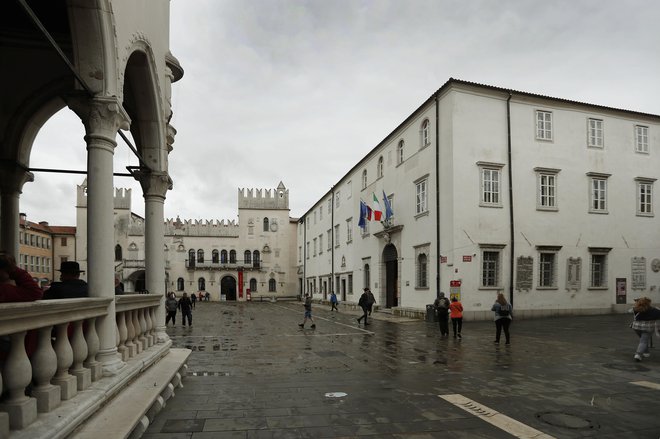 Volilno pravico na UP imajo profesorji, študentje in univerzitetni delavci. FOTO: Leon Vidic/Delo