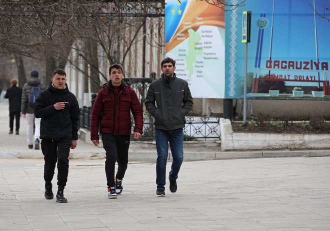 Zmaga Evghenie Guțul v avtonomni pokrajini, v kateri živijo pripadniki turkmenskega naroda Gagauzi, je bila presenečenje.

FOTO: Vladislav Culiomza/Reuters