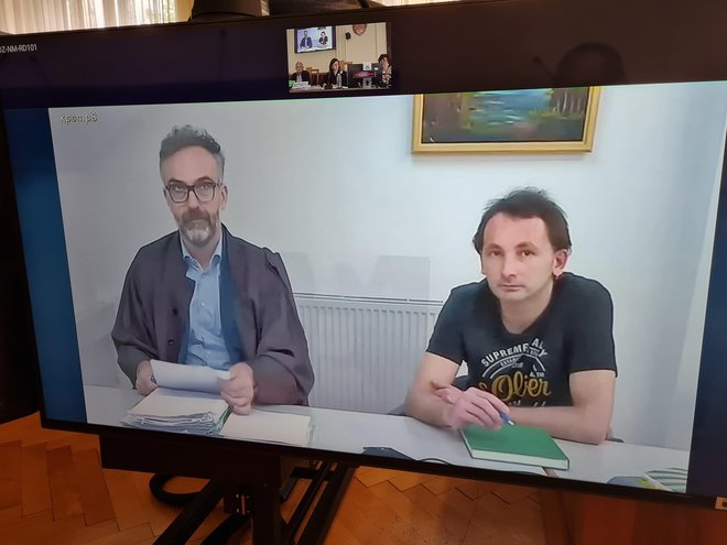 Rožle Grintal se je sodišču javil prek videokonference iz pripora.

FOTO: Aleksander Brudar