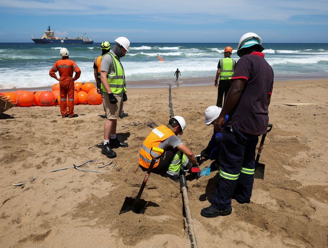 Z geopolitičnimi napetostmi nad Tihim oceanom so se povečale tudi napetosti pod morjem. FOTO: Rogan Ward/Reuters