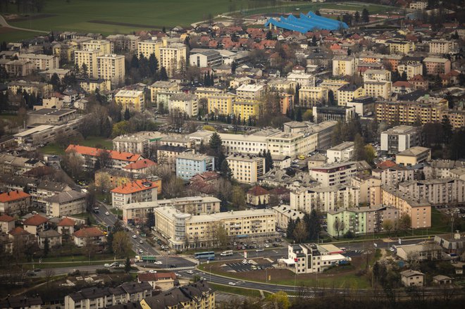 V Kranju nameravajo do leta 2026 zagotoviti okoli tisoč novih stanovanj. FOTO: Voranc Vogel/Delo