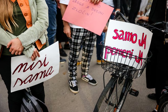 Letos je policija do konca aprila obravnavala 199 kaznivih dejanj zoper spolno nedotakljivost. FOTO: Črt Piksi/Delo