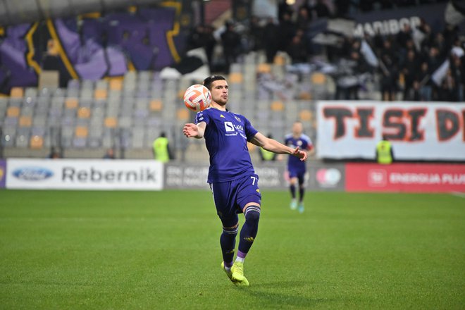 Maribor je nastavil visoko začetno odškodnino za najboljšega strelca Žana Vipotnika in z njo zaenkrat odganja kupce od Ljudskega vrta. FOTO: Marko Pigac/mp Produkcija/pigac.si