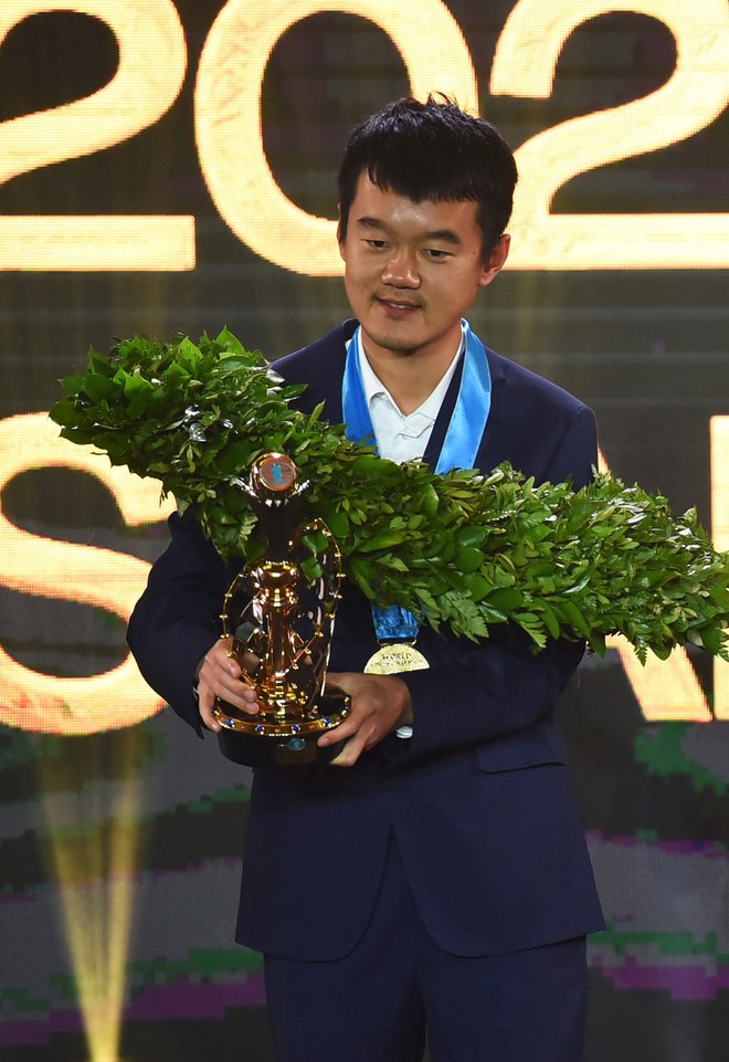 Ding Liren zaseda šahovski vrh. FOTO: Vladislav Vodnev/Reuters