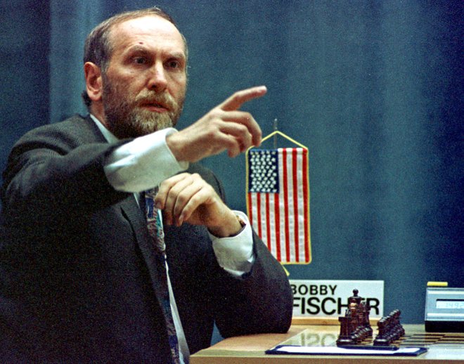 Bobby Fischer iz leta 1992. FOTO: Ivan Milutinovic/Reuters