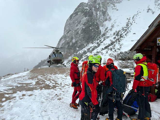 Reševanje na Mali Mojstrovki 9. aprila letos. FOTO: Gorska reševalna zveza Slovenije