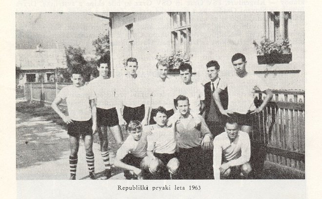 Rokometaši Partizana iz Slovenj Gradca, ki so leta 1963 prvič osvojili naslov slovenskega prvaka. FOTO: Arhiv RK Slovenj Gradec