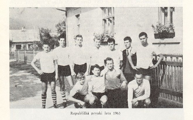 Šampionska zasedba Partizana iz Slovenj Gradca leta 1963 Fotografije Arhiv RK Slovenj Gradec