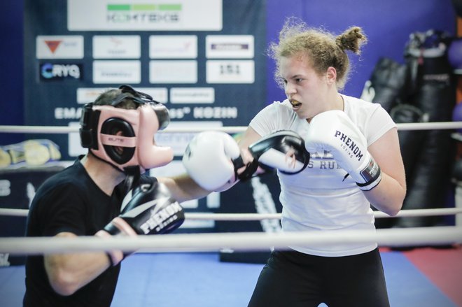 Ema Kozin že komaj čaka na sobotni dvoboj v Nemčiji. FOTO: Uroš Hočevar/Delo