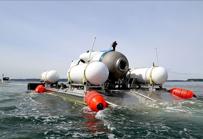 Reševalne ekipe so 20. junija razširile iskanje pod vodo.  FOTO: Handout/OceanGate Expeditions/AFP