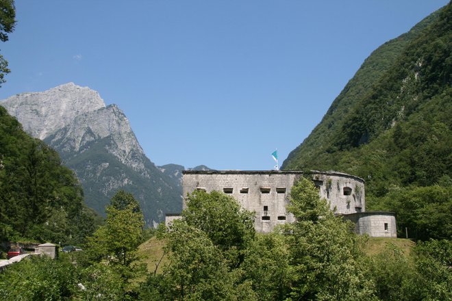 Trdnjavo Kluže je med 1. svetovno vojno uporabljala avstro-ogrska vojska. FOTO: Blaž Močnik