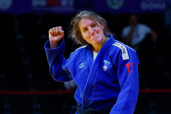 Andreja Leški se iz Mongolije vrača z bronom. FOTO: AFP