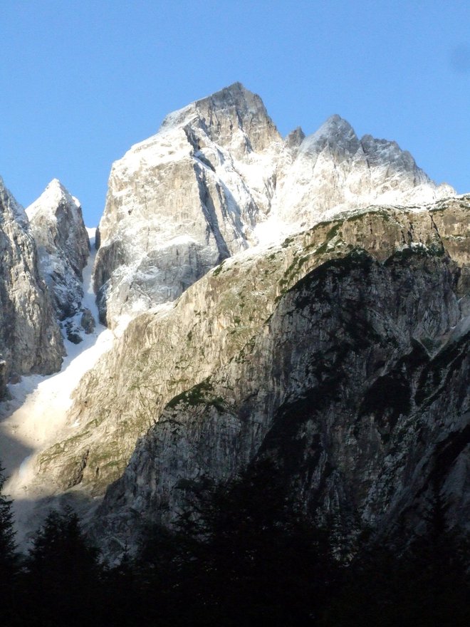 nespametne in slabo pripravljene ture se lahko končajo tragično. FOTO: Boštjan Fon

 