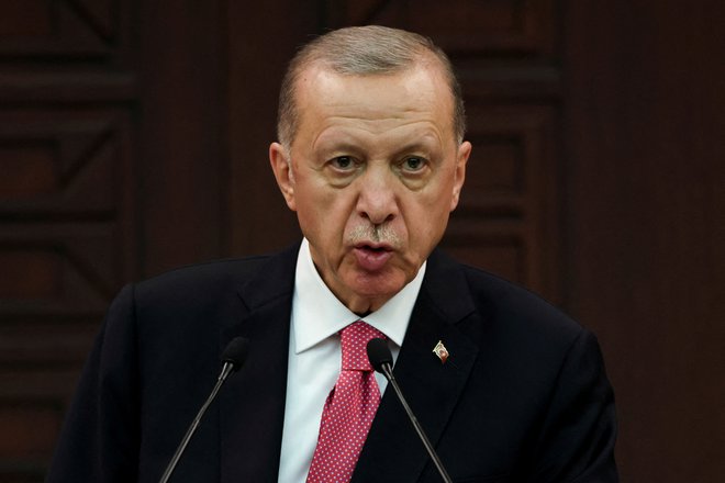 Odločitev o švedskem članstvu je v rokah turškega predsednika Recepa Tayyipa Erdoğana. FOTO: Umit Bektas/Reuters