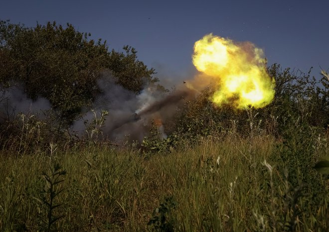 Ukrajinske sile v bližini Bahmuta. Foto: Sofiia Gatilova/Reuters