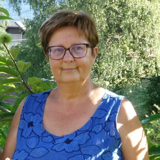 »Biodinamiki ne pridelujemo samo zdrave hrane, ves čas smo povezani z zemljo in naravo, ki deluje na nas pomirjajoče in zdravilno, skratka, je tudi naša duhovna hrana,« pravi Sonja Vavken. FOTO: osebni arhiv