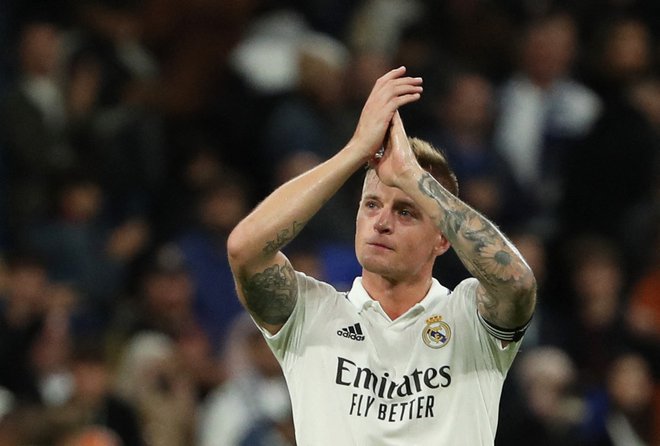 Nemški zvezdnik Toni Kroos in Real Madrid bosta še deseto sezono skupaj lovila nove lovorike. FOTO: Violeta Santos Moura/Reuters