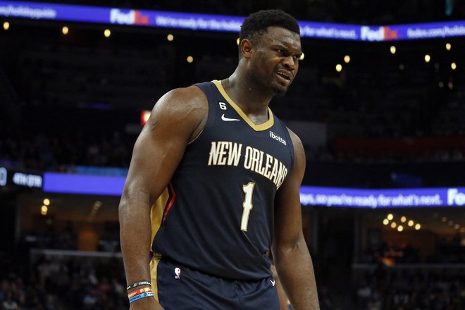 Zvezdnik lige NBA Zion Williamson ima vsega preveč, predvsem denarja in kilogamov. FOTO: Petre Thomas/Usa Today Sports