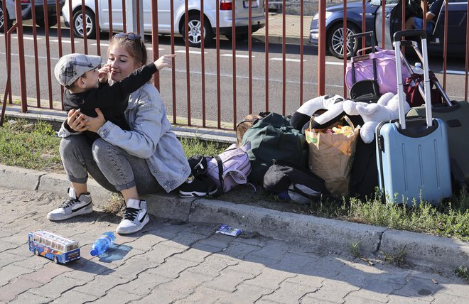 Prebežnike iz Ukrajine s statusom je mogoče zaposliti v 14 dneh. FOTO: Thomas O'neill