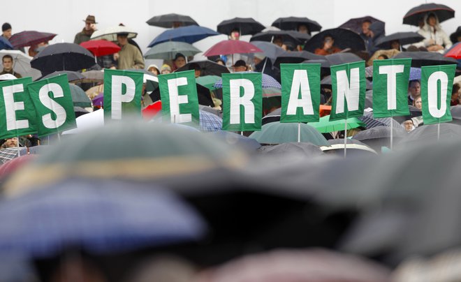 »Esperantiste druži neka skupna ideja, zato lažje navežejo prvi stik,« pravi predsednik slovenskega združenja za esperanto. FOTO: Alessandro Bianchi/Reuters