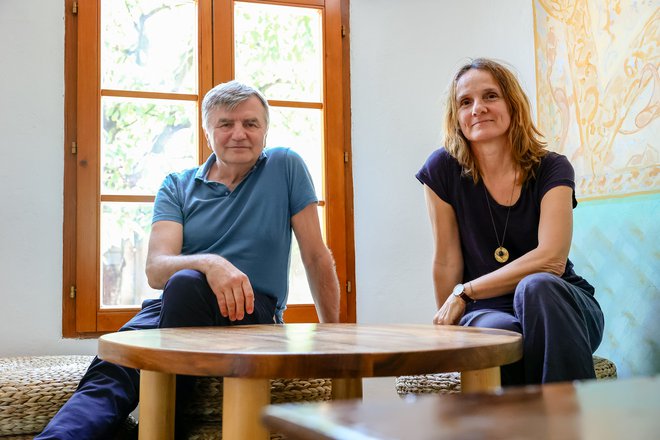 Janko Rožič in Vesna Krmelj sta soavtorja kulturne preobrazbe nekdanjega zapora. FOTO: Črt Piksi /Delo