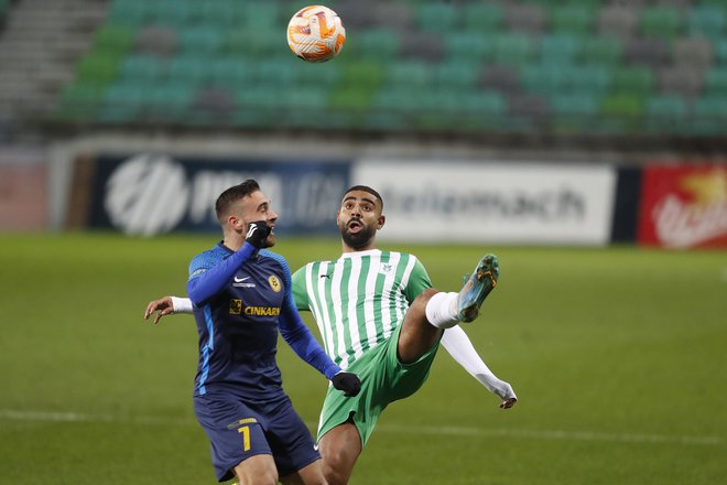 Celjani imajo na evropskem odru najzahtevnejšega tekmeca, toda Aljoša Matko in drugi so prepričani, da lahko presenetijo portugalske tekmece. FOTO: Leon Vidic/Delo