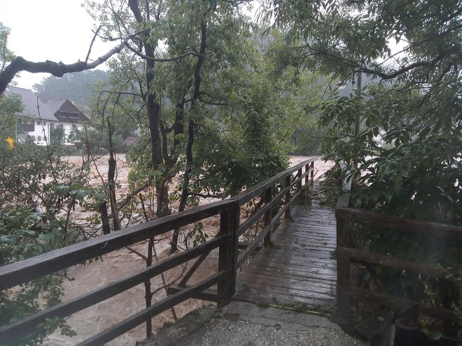 Znamenitosti Škofje Loke ni več. FOTO: Vojko Urbančič/Delo