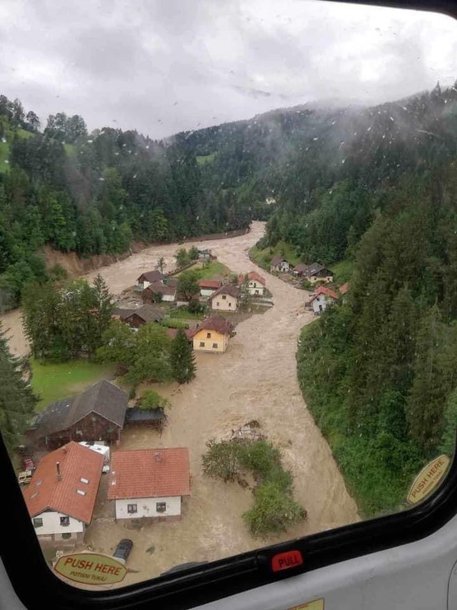 Poplavljene Struge. FOTO: Sebastjan Podlesnik
