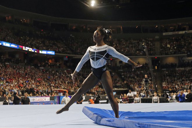 Simone Biles je bila glavna atrakcija tekmovanja v Hoffman Estatesu. FOTO: USA Today