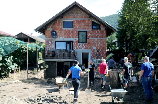 Posledice poplav v Letušu FOTO: Blaž Samec/Delo