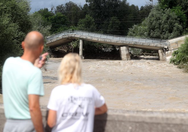 Najtežje bo postaviti most do ponižnega in spoštljivega odnosa do narev. FOTO: Blaž Samec