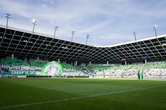 Olimpija bo prihodke s tekem proti Domžalam in Celju namenila žrtvam poplav. FOTO: Uroš Hočevar