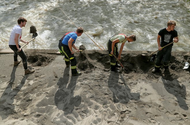 Odpravljanje posledic poplav ob Savinji v občini Luče. FOTO: Blaž Samec