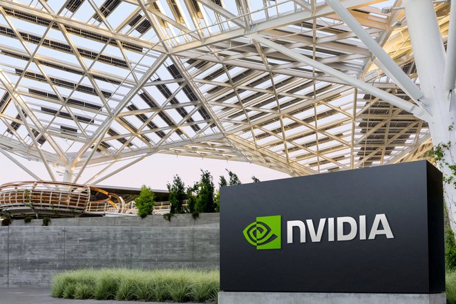 Delnica Nvidie je z naskokom najdražja delnica med 500 največjimi korporacijami. FOTO: Nvidia via Reuters