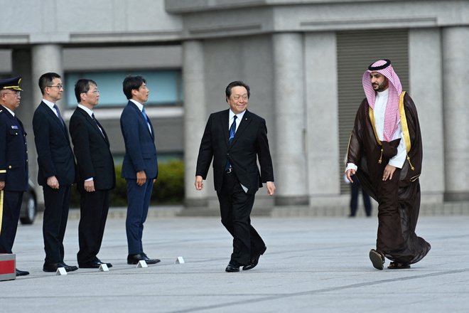 Savdski prestolonaslednik Mohamed bin Salman na Japonskem. Foto: Reuters