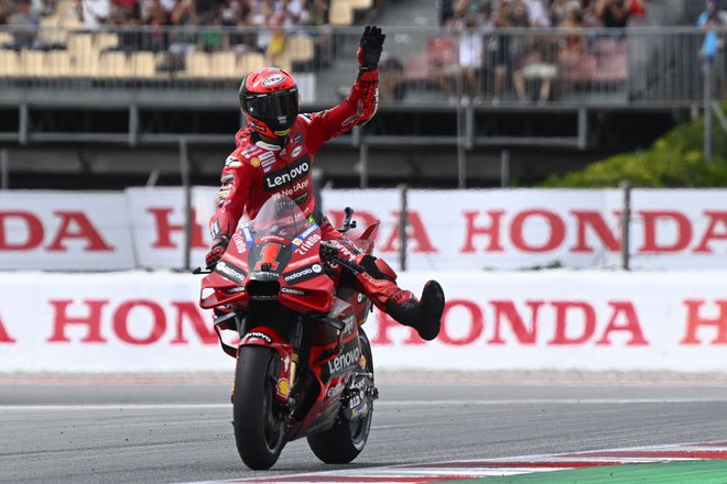 Francesco Bagnaia lepo nabira točke. FOTO: Josep Lago/AFP