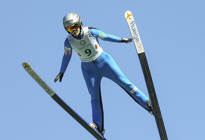 Ema Volavšek si je za konec v Beljaku priskočila in pritekla še zmago. FOTO: Jože Suhadolnik/Delo