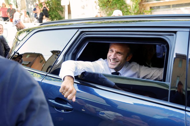 Francoski predsednik Emmanuel Macron. FOTO: Pool via Reuters