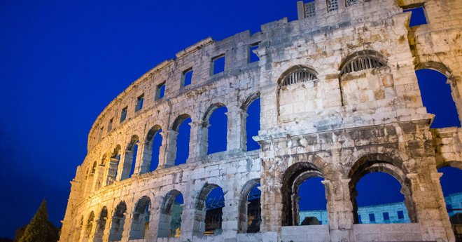 Na Hrvaškem bodo pripravili tretjo nominacijo za uvrstitev puljskega amfiteatra na seznam Unescove zaščitene materialne ­kulturne dediščine. FOTO: Cropix