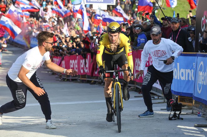 Primož Roglič je bil na Giru nepremagljiv v gorski vožnji na čas na Višarjah, v Valladolidu pa ga čaka ravninska trasa. FOTO: Jože Suhadolnik