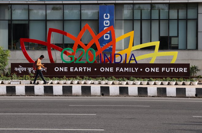 Ena Zemlja, ena družina, ena prihodnost, je moto indijskega predsedovanja skupini G20. FOTO: Anushree Fadnavis/Reuters