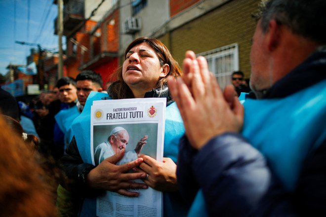 A vrhunec nastopov je bil vendarle napad na papeža Frančiška, ki ga je Javier Milei brez dlake na jeziku razglasil za »jebenega komunista«. FOTO: Agustin Marcarian/Reuters